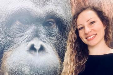 Dr. Isabelle Laumer ist Primatologin und forscht über Orang-Utans