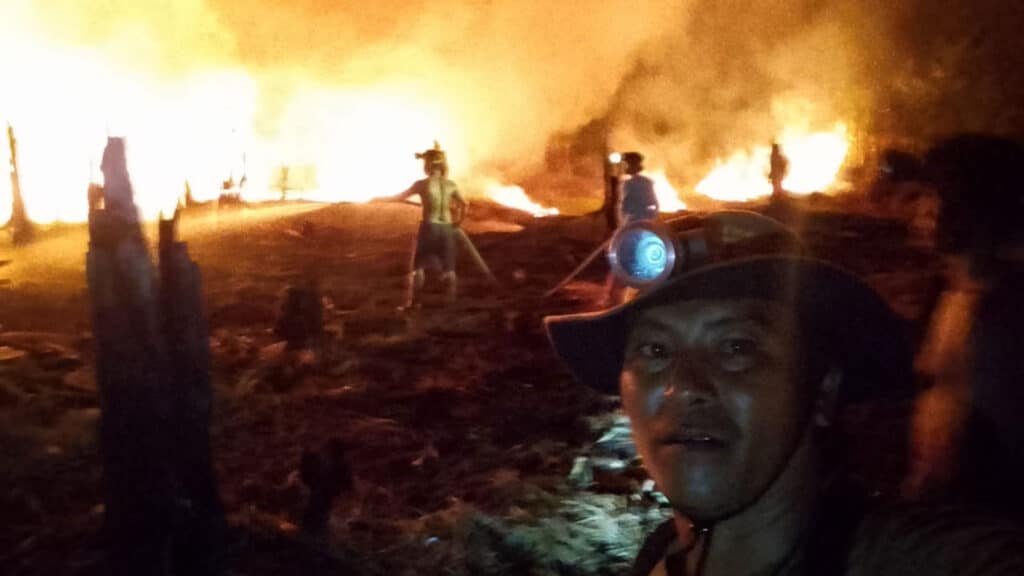 Erste Brände 2023 im Torfmoor auf Borneo
